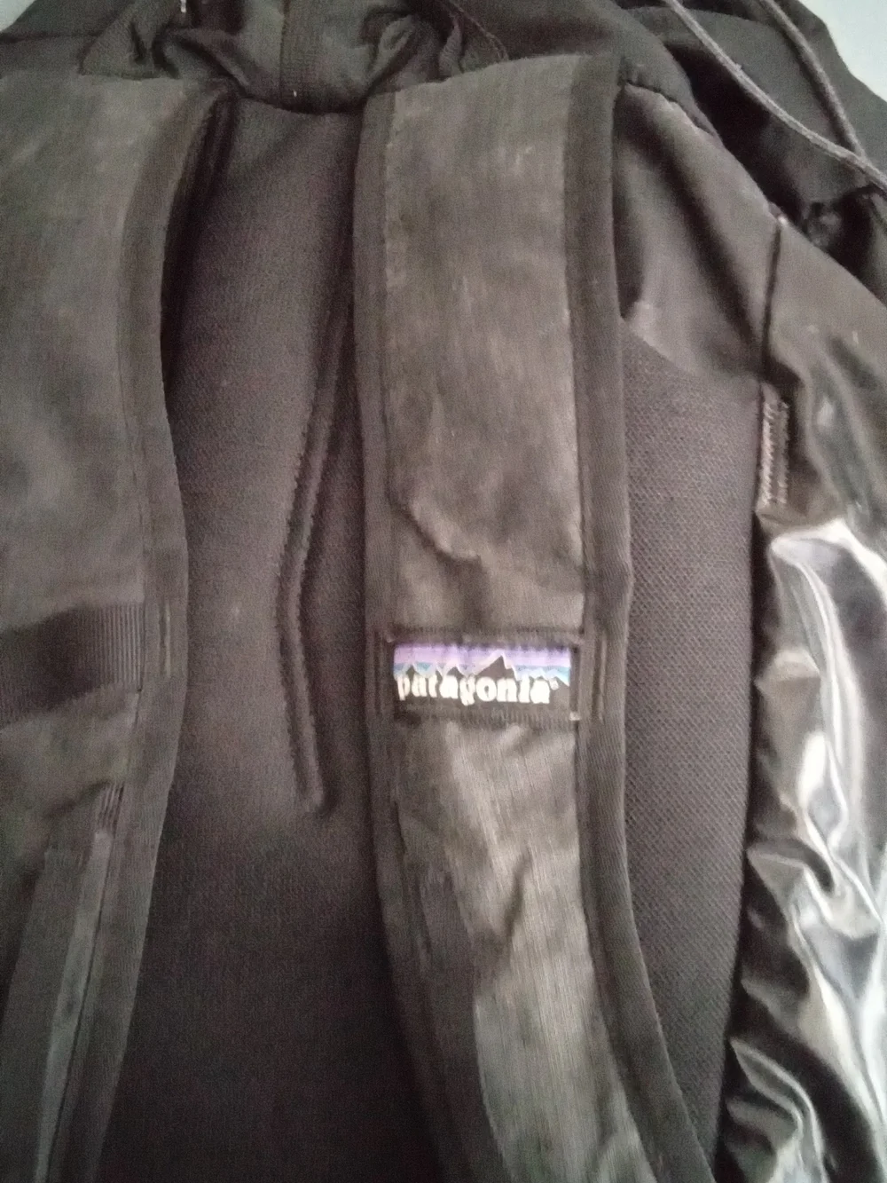 Patagonia Black Hole Pack 25L Backpack Black Ripstop Daypack 49296